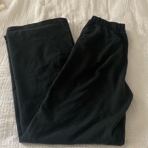 Brandy Melville black Anastasia sweats